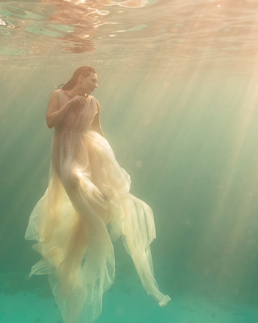 Séance photo underwater à Marseille en mer ou en piscine chauffée