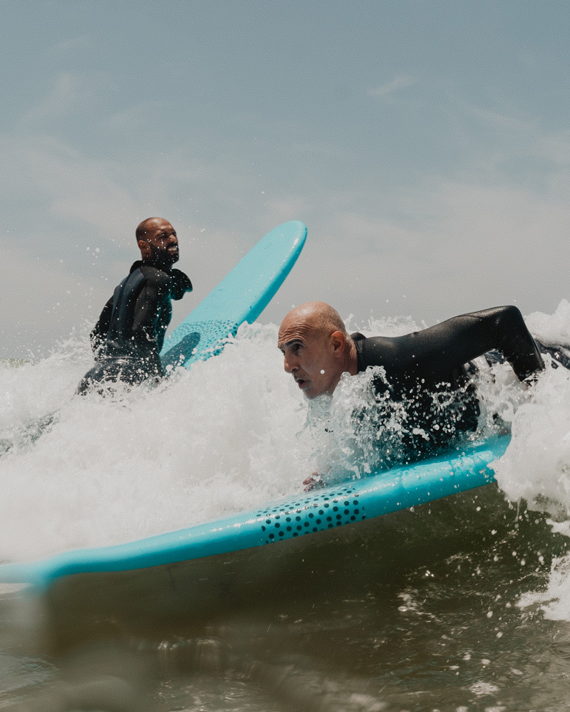 Séminaire d’entreprise au Maroc avec activité surf en équipe