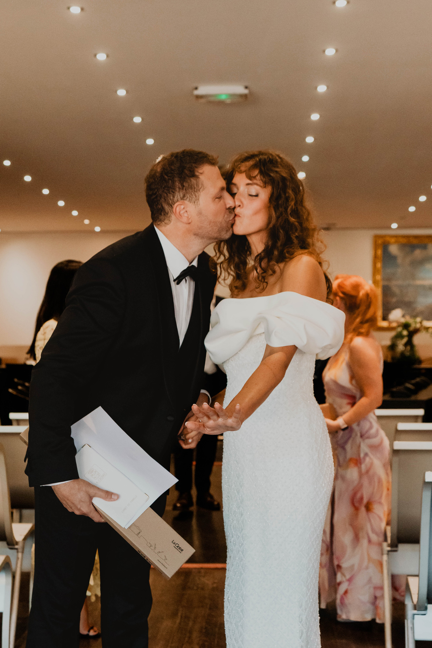 Cérémonie civile d’un mariage intimiste à La Ciotat